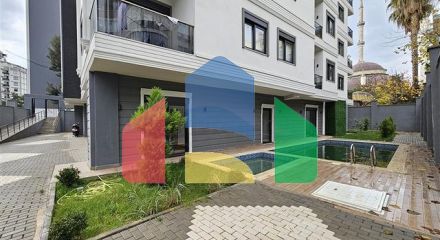 Квартира 1+1 в новом комплексе в районе пляжа Клеопатра