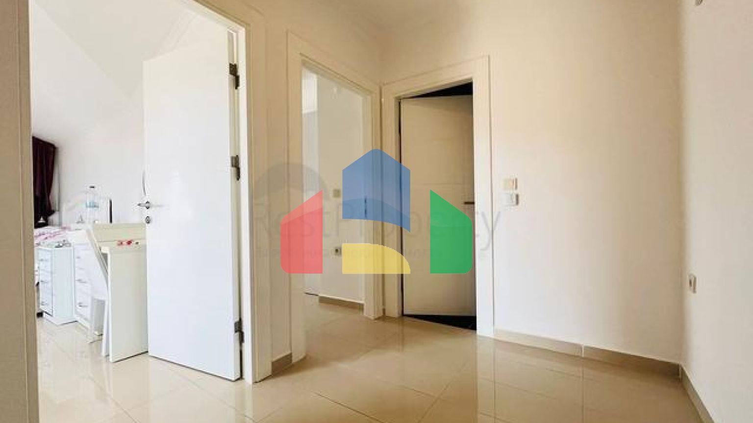 Просторий пентхаус 2 + 1 в центрі Аланії