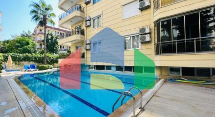 Просторий пентхаус 2 + 1 в центрі Аланії