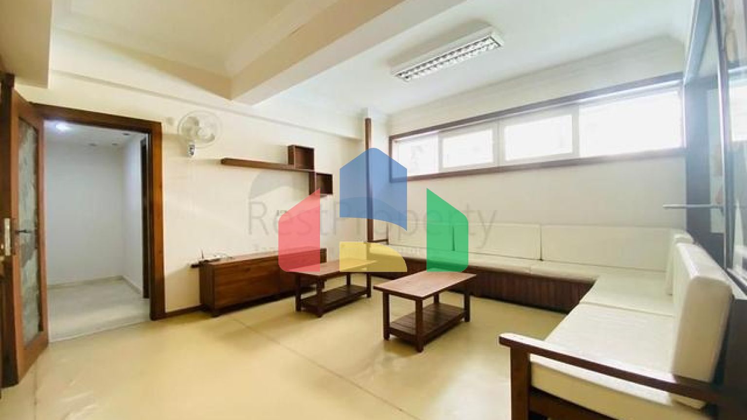 Просторий пентхаус 2 + 1 в центрі Аланії