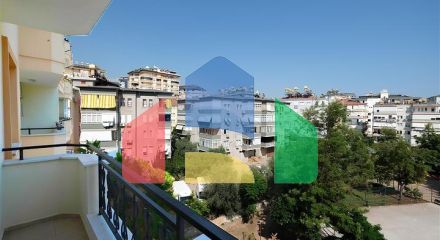 Уютная квартира 2+1 в самом центре Клеопатры — шаговая доступность к пляжу и комфорт городской жизни