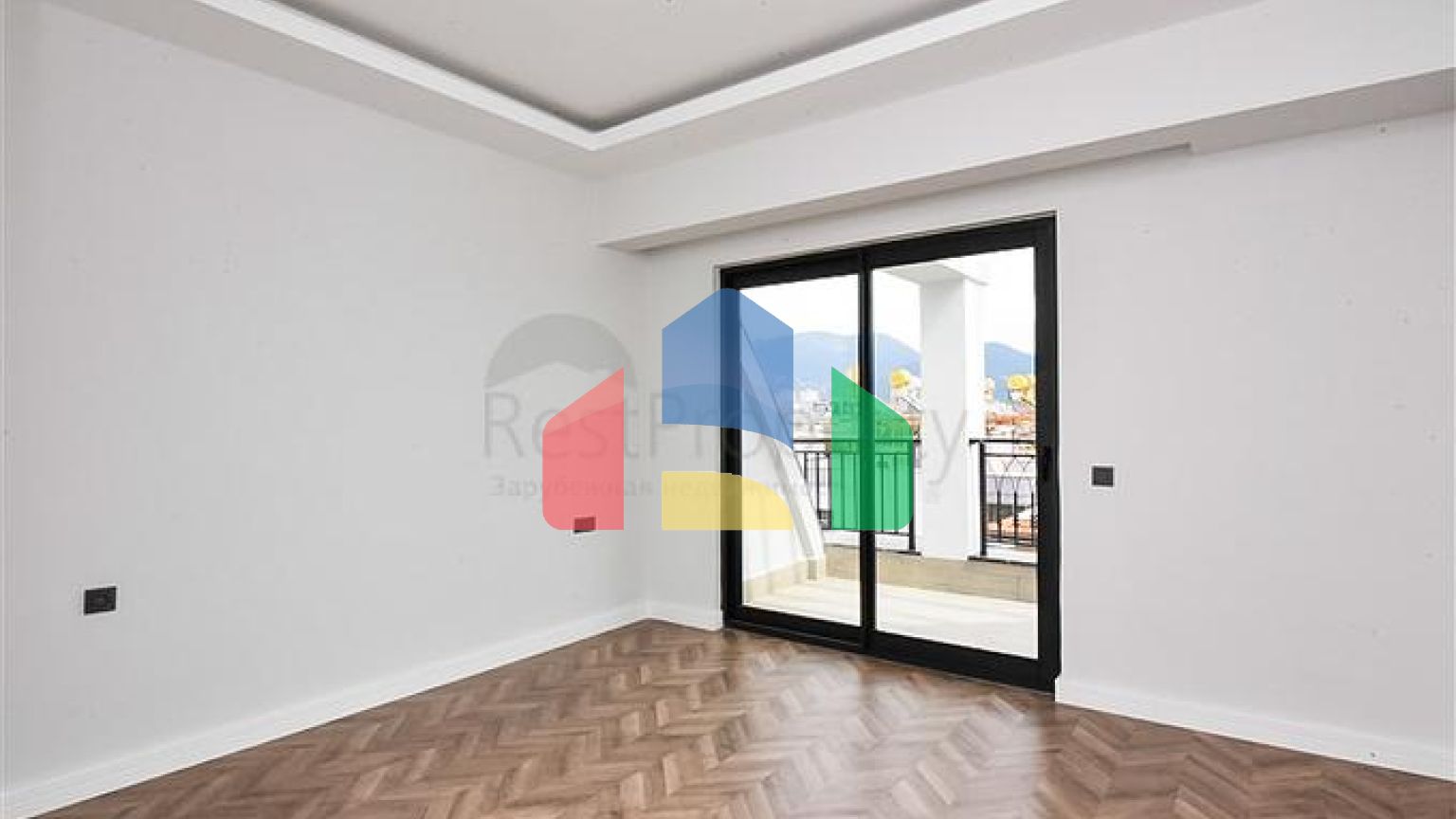 Шикарний пентхаус з панорамним видом на море в самому центрі Аланії