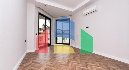 Шикарний пентхаус з панорамним видом на море в самому центрі Аланії