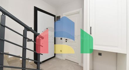 Шикарний пентхаус з панорамним видом на море в самому центрі Аланії