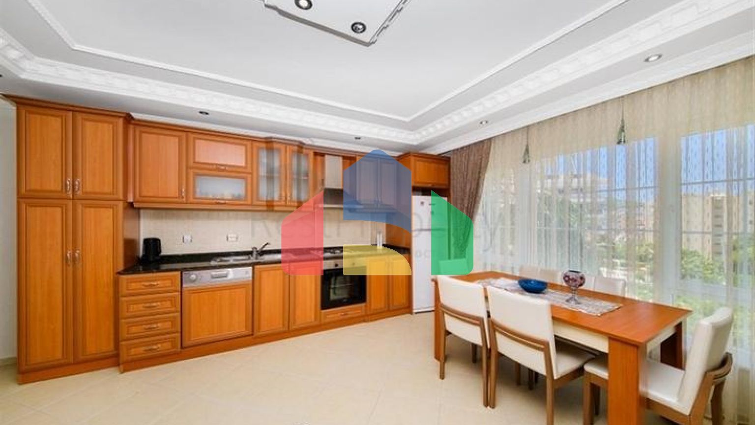 Меблированная квартира планировкой 2+1 в центре Алании