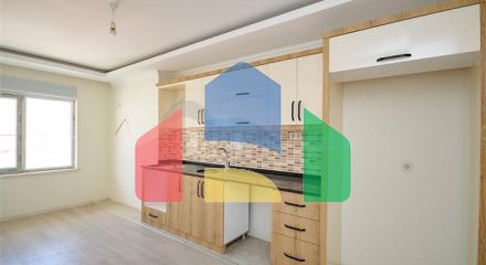 Пентхаус планировки 7+1 с отдельной кухней в центре Алании