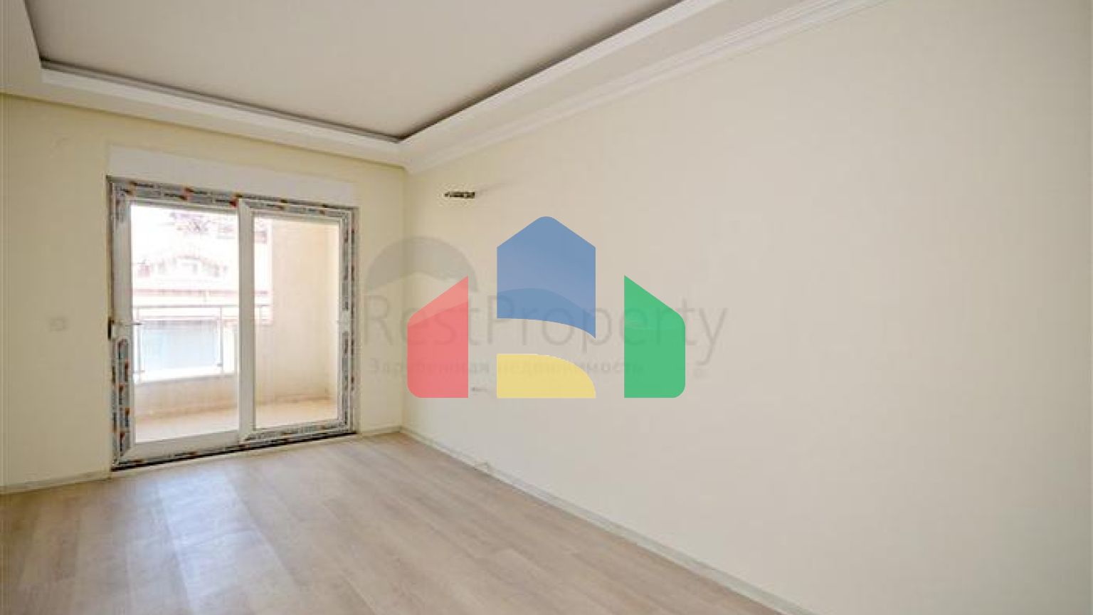 Пентхаус планировки 7+1 с отдельной кухней в центре Алании