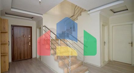 Пентхаус планировки 7+1 с отдельной кухней в центре Алании