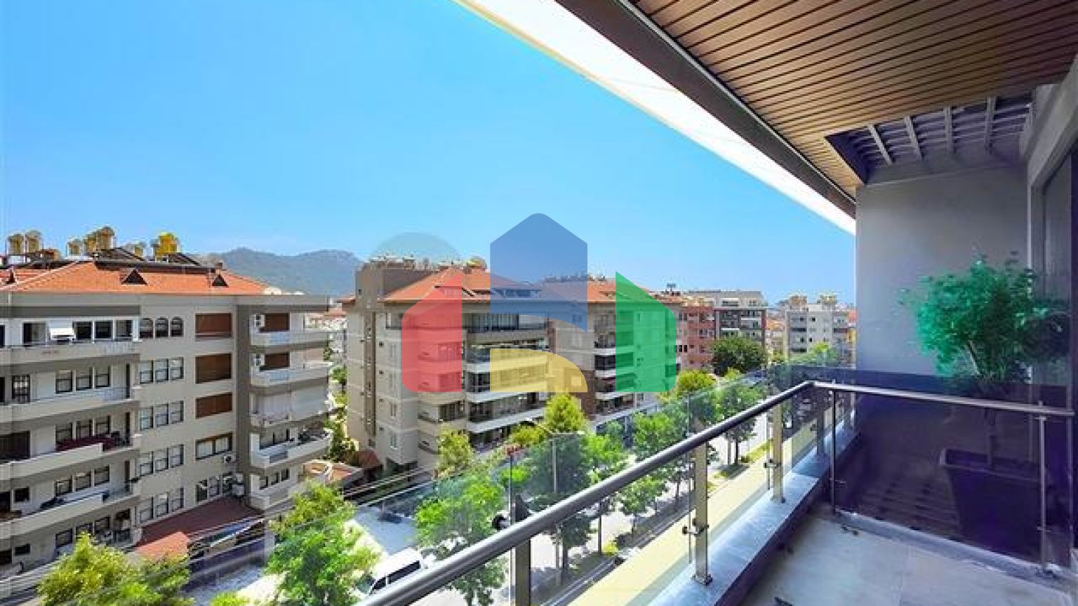 Современные апартаменты 1+1 рядом с пляжем Клеопатра