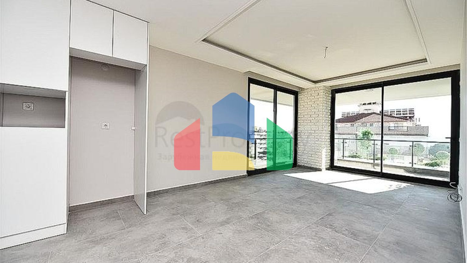 Пентхаус 3+1 в новом жилом комплексе в районе пляжа Клеопатры