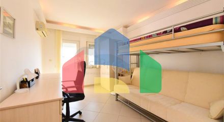 Квартира 3 + 1 в центрі Аланії