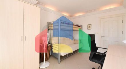 Квартира 3 + 1 в центрі Аланії