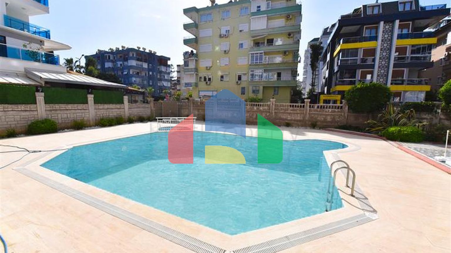 Квартира 3+1 в центре Алании