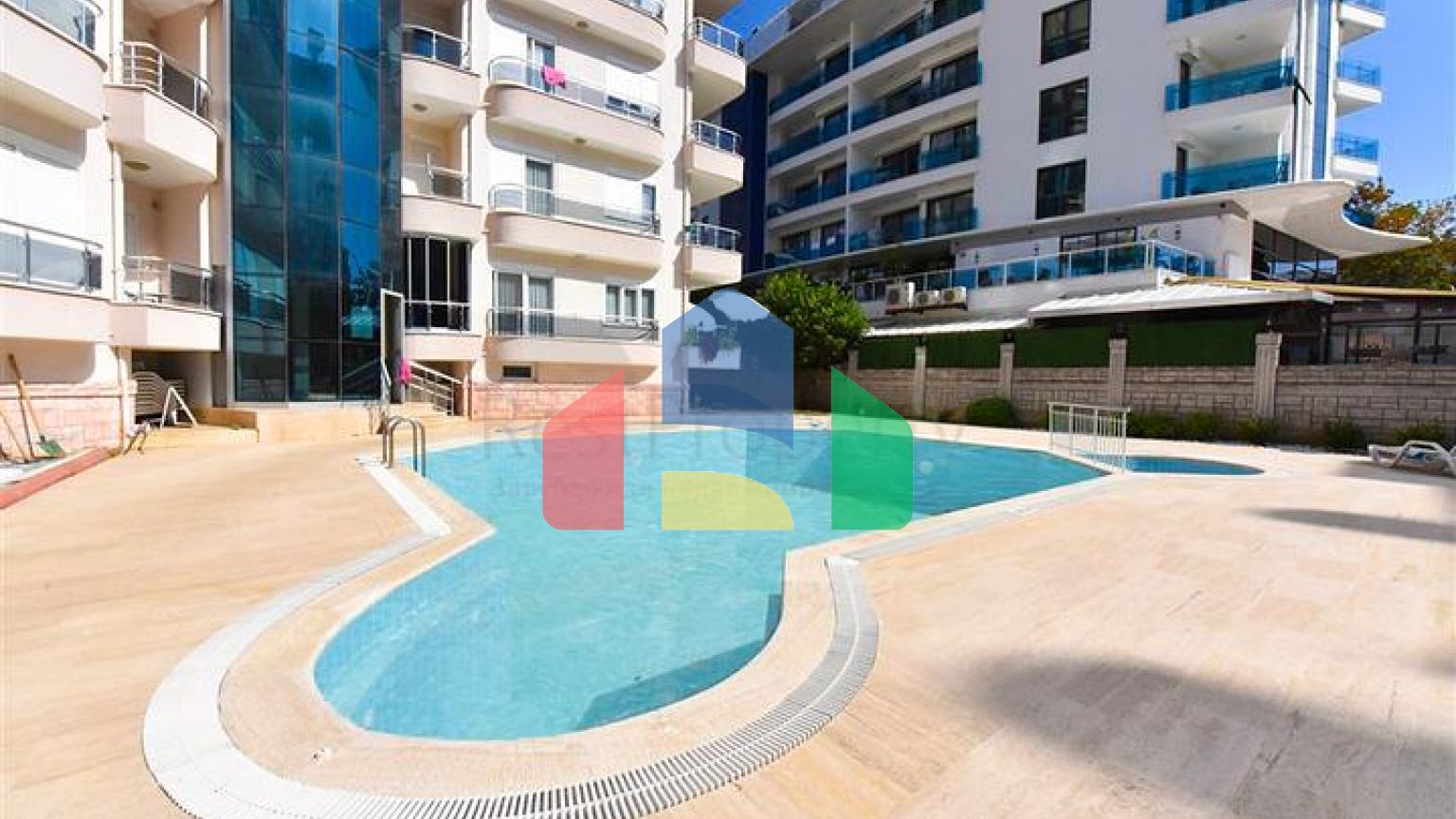 Квартира 3+1 в центре Алании