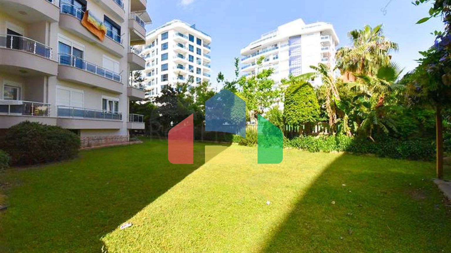 Квартира 3+1 в центре Алании