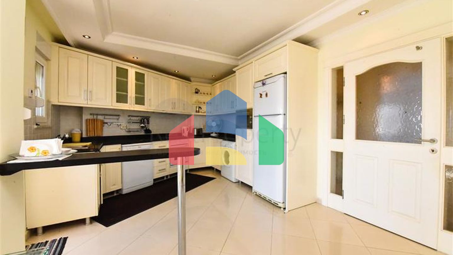 Квартира 3+1 в центре Алании