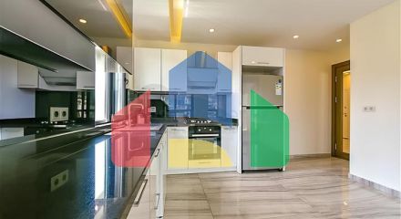 2+1 apartment with separate kitchen 50 meters from the sea in the center of Alanya