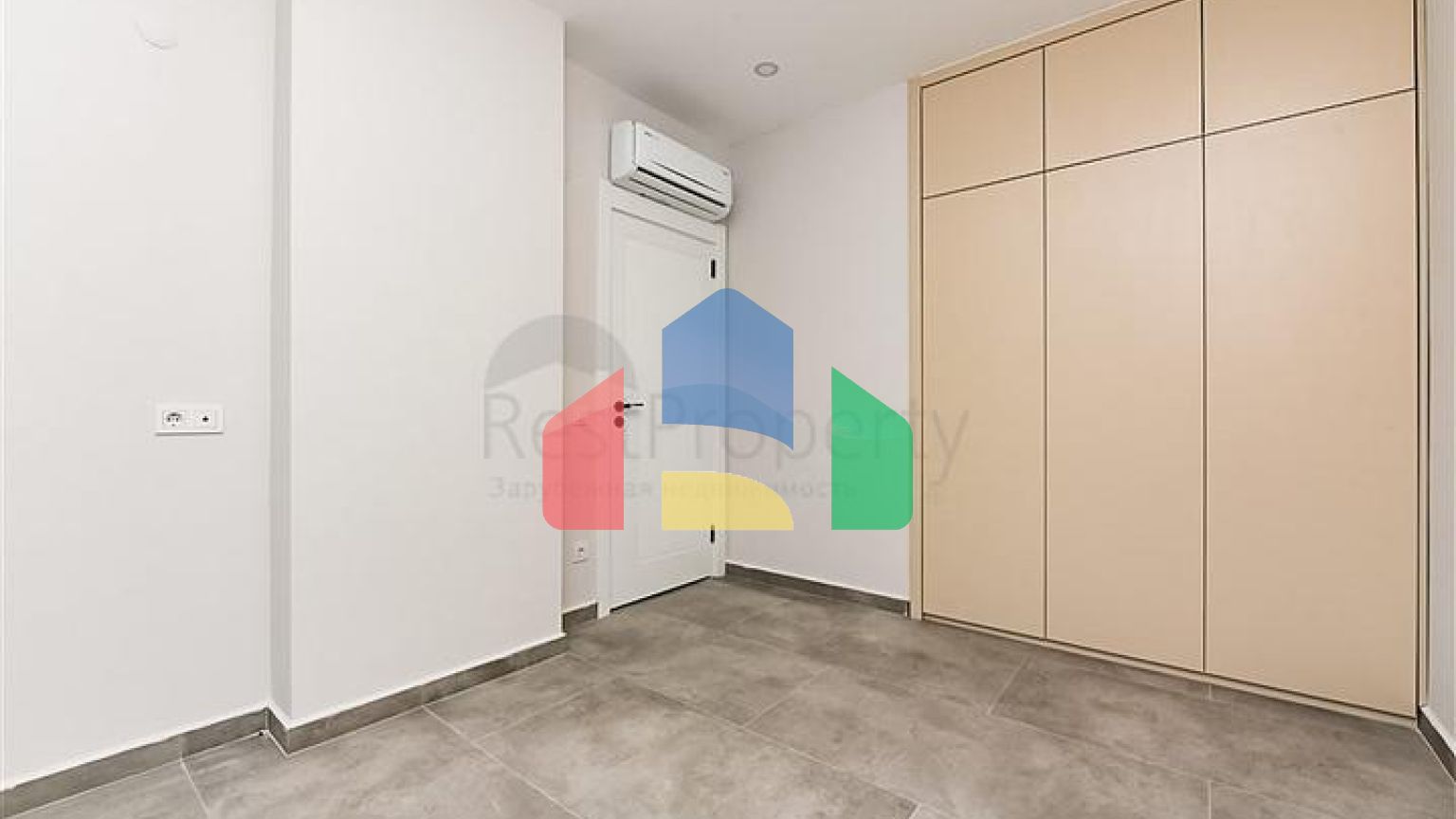 Квартира 1+1 в новом комплексе всего в 200 метрах от пляжа Клеопатры