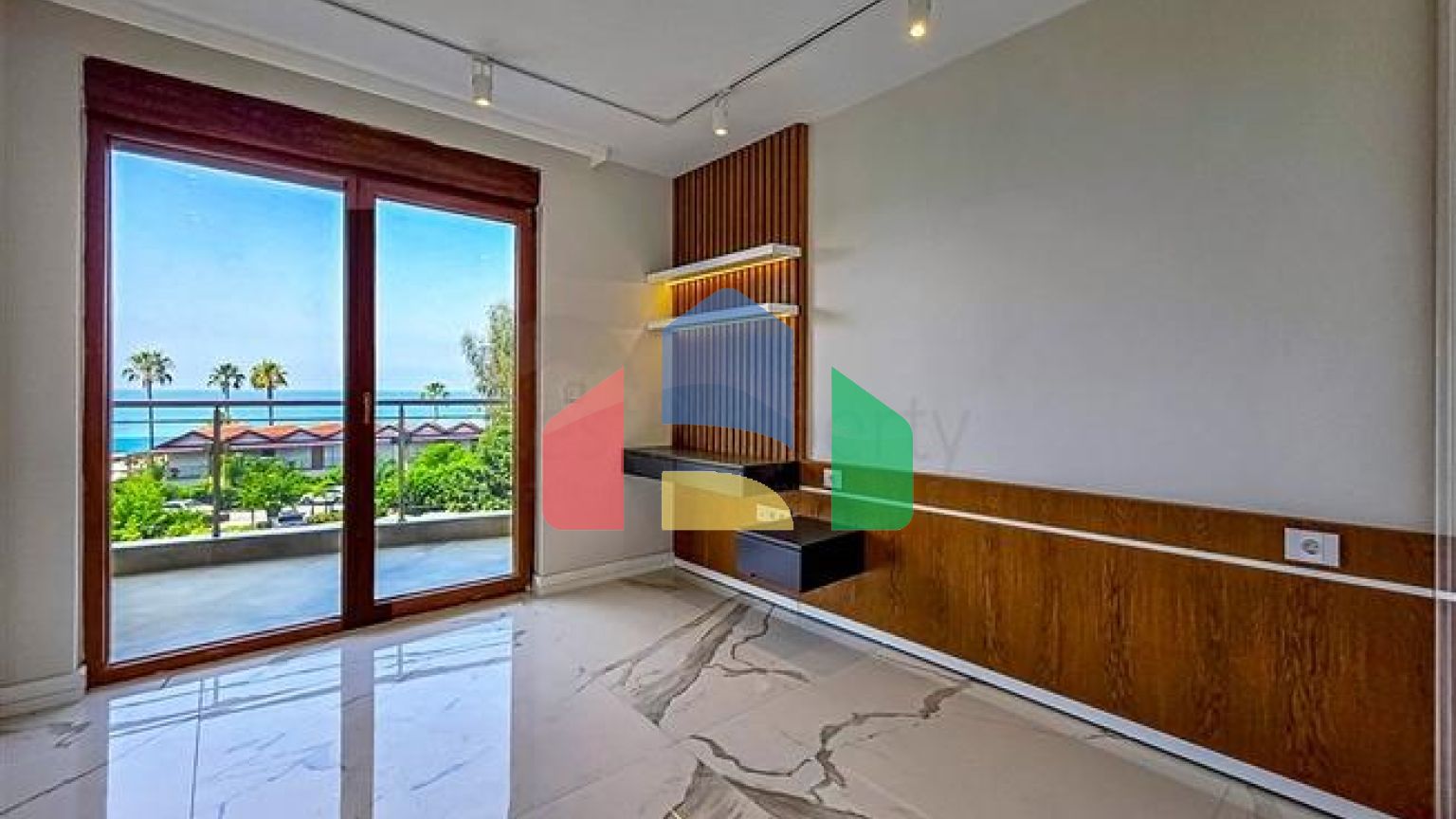 Ексклюзивні апартаменти плануванням 4+1 в унікальному комплексі центральної частини Аланья