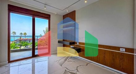 Ексклюзивні апартаменти плануванням 4+1 в унікальному комплексі центральної частини Аланья