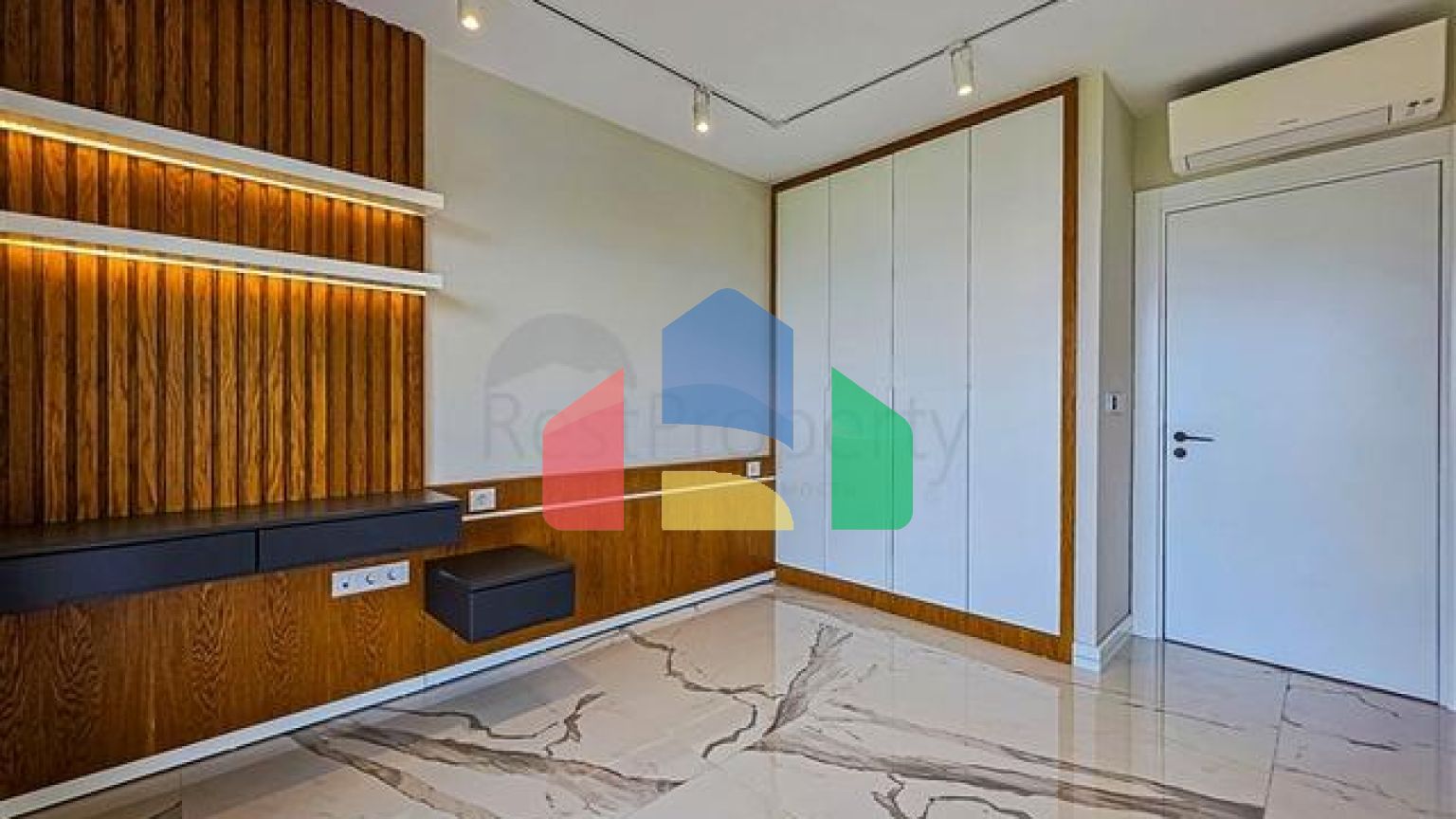 Ексклюзивні апартаменти плануванням 4+1 в унікальному комплексі центральної частини Аланья