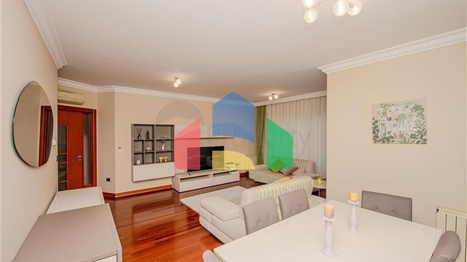 Квартира в комплексе на первой береговой линии собственным пляжем