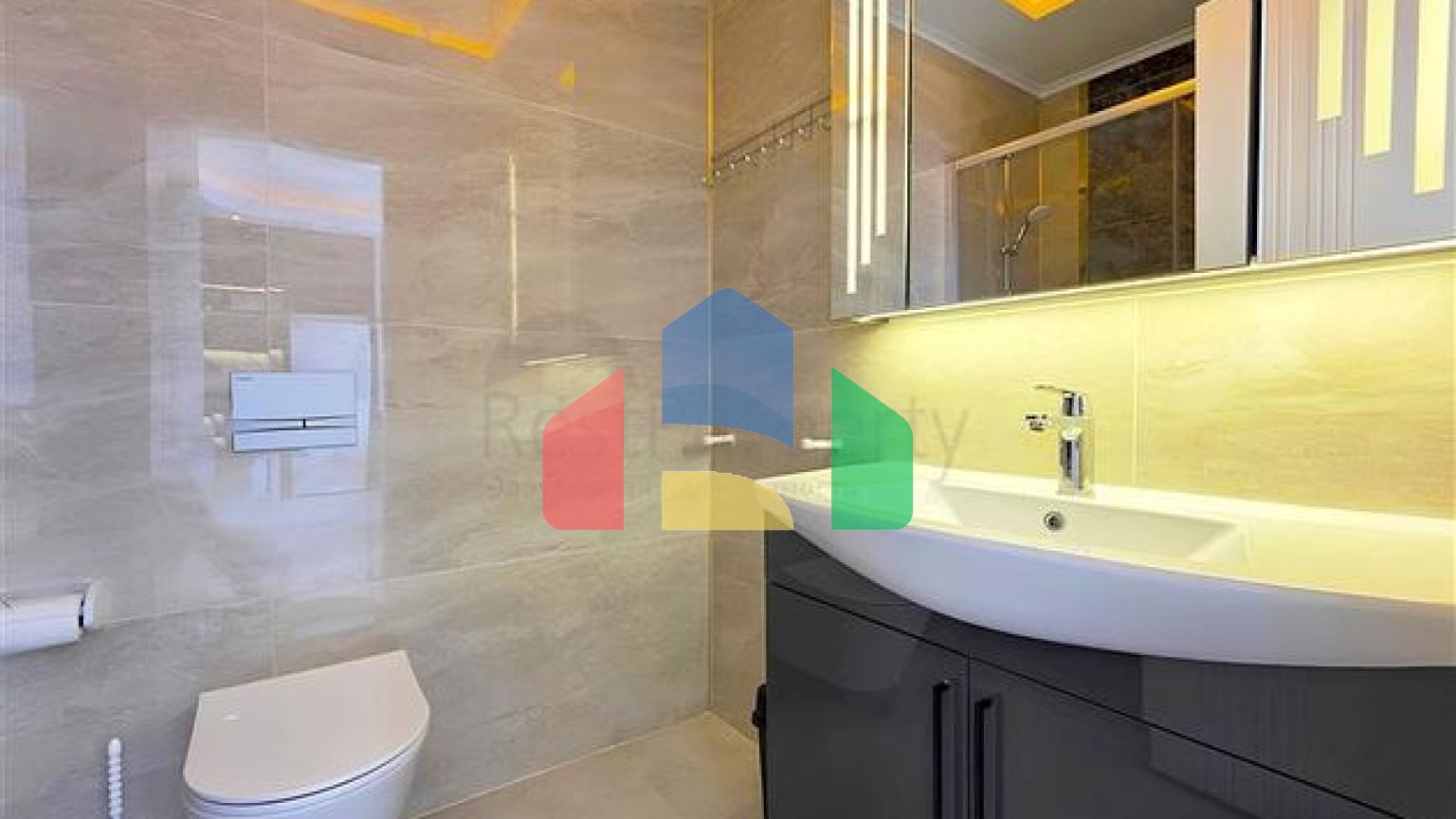 Современная меблированная квартира 1+1 в новом комплексе в центре Аланьи