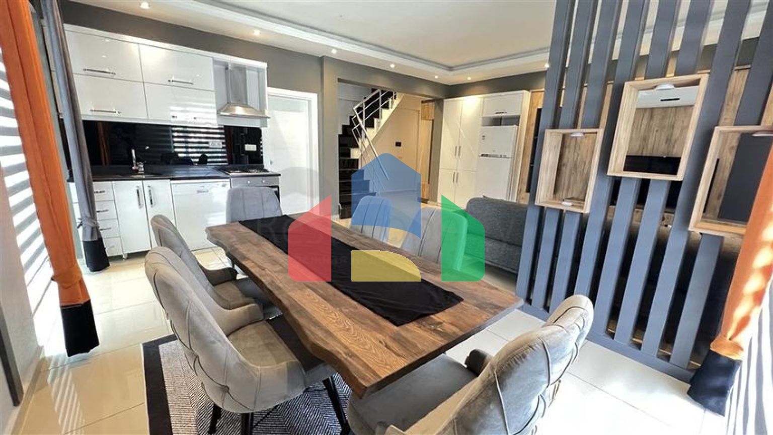 Пентхаус в районе Клеопатра