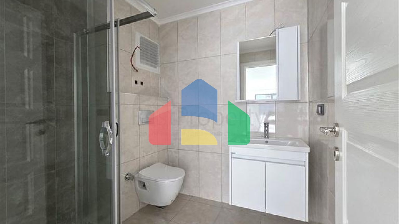 Просторий дуплекс 3+1 в центрі Аланії-стиль, комфорт і крокова доступність до моря