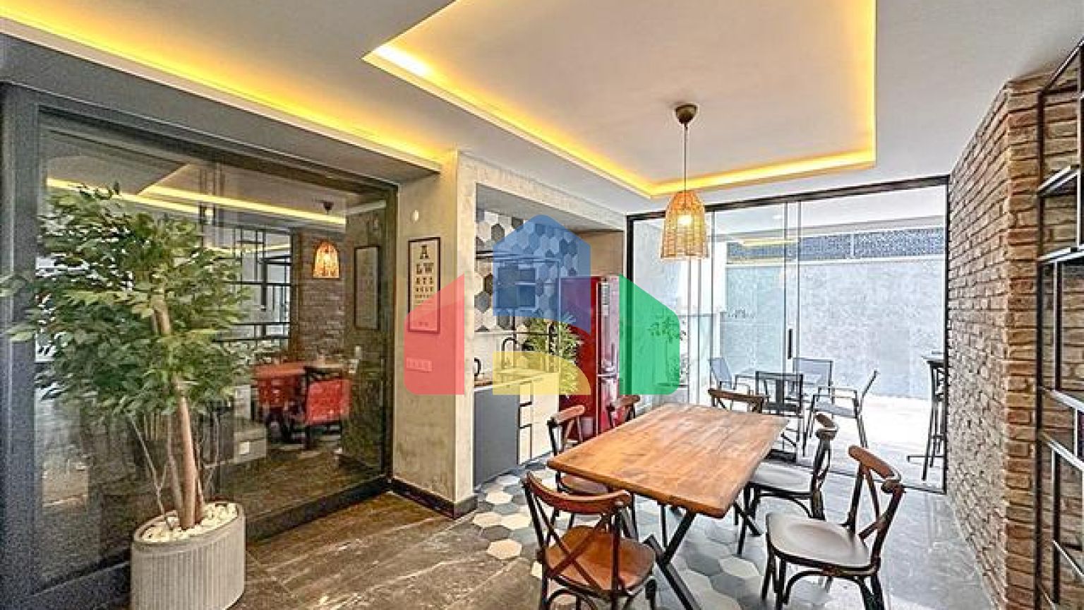 Квартира 1+1 в новом комплексе всего в 200 метрах от пляжа Клеопатры