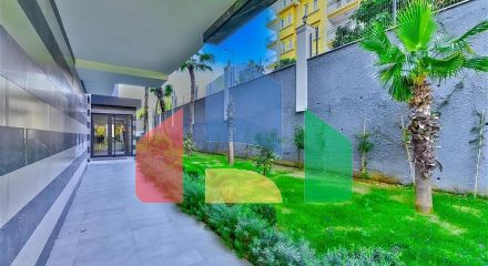 Трехкомнатный пентхаус в новом комплексе с видом на море Трехкомнатный пентхаус в новом комплексе с видом на море