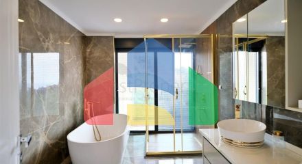 Розкішна вілла 5 + 1 з захоплюючим видом