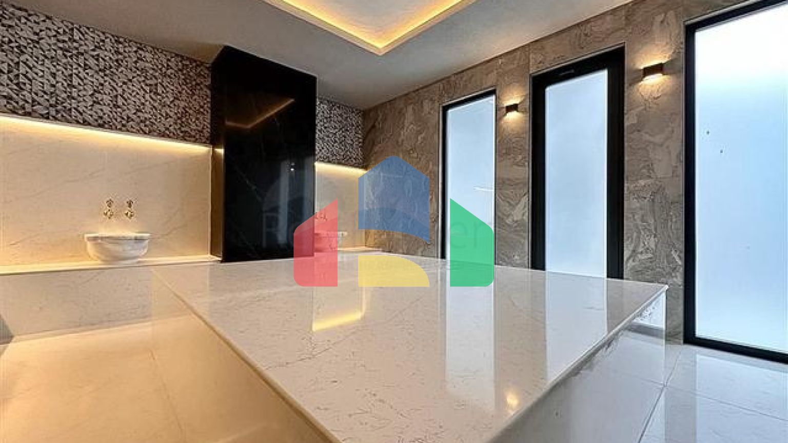 Двокімнатна квартира в районі Клеопатра