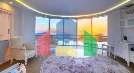 Spacious two-storey villa with panoramic views of the Mediterranean Sea