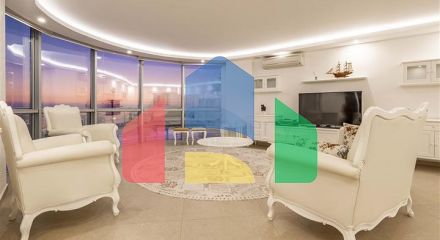 Spacious two-storey villa with panoramic views of the Mediterranean Sea