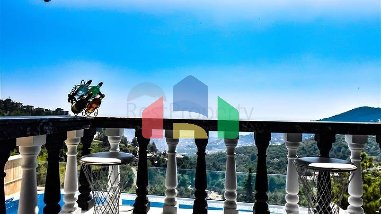 Мебльована вілла 3 + 2 в районі Бекташ