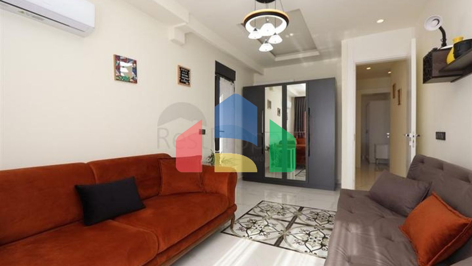 Трехкомнатная квартира в 300 метрах от пляжа Клеопатра