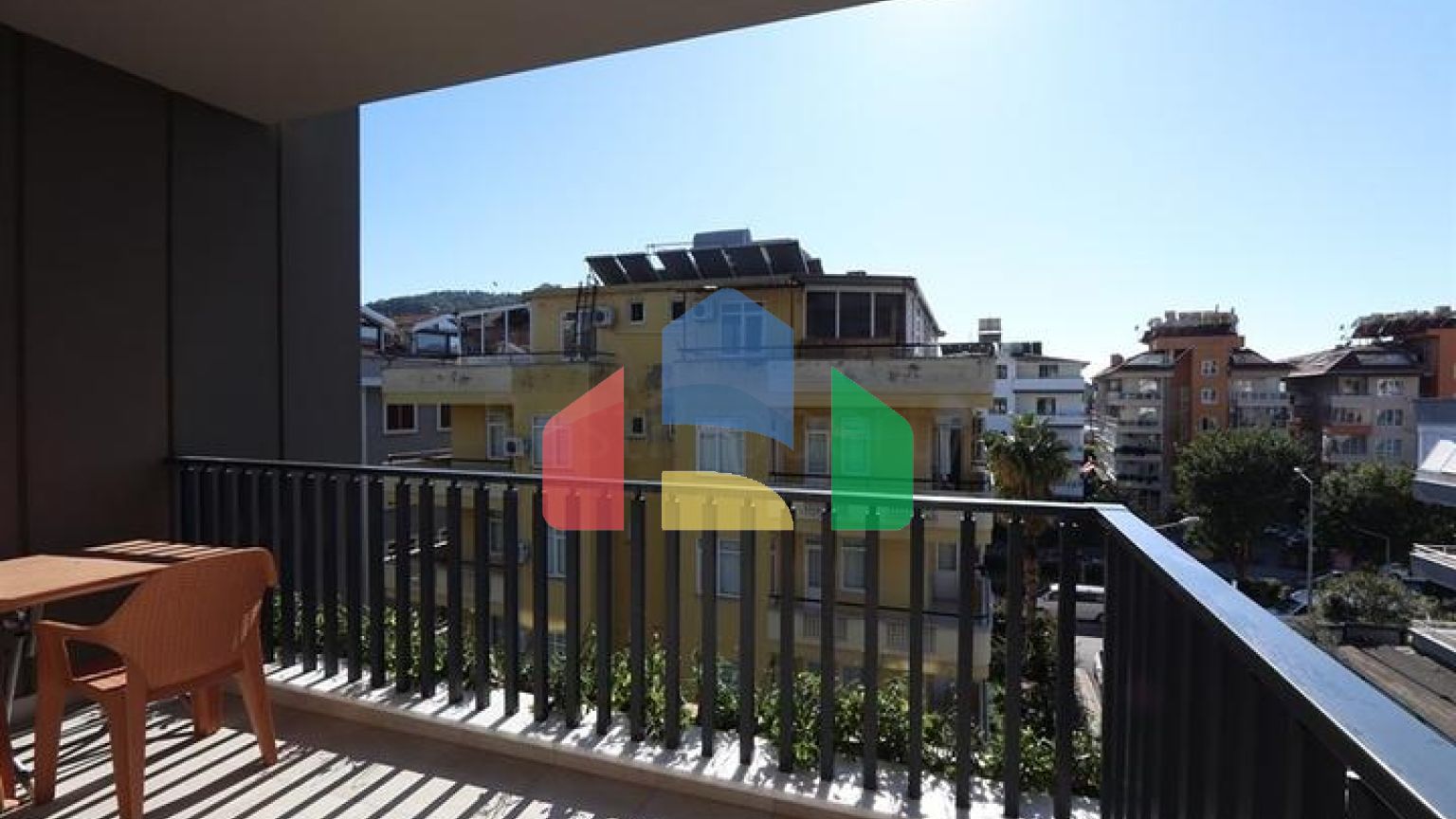 Трехкомнатная квартира в 300 метрах от пляжа Клеопатра