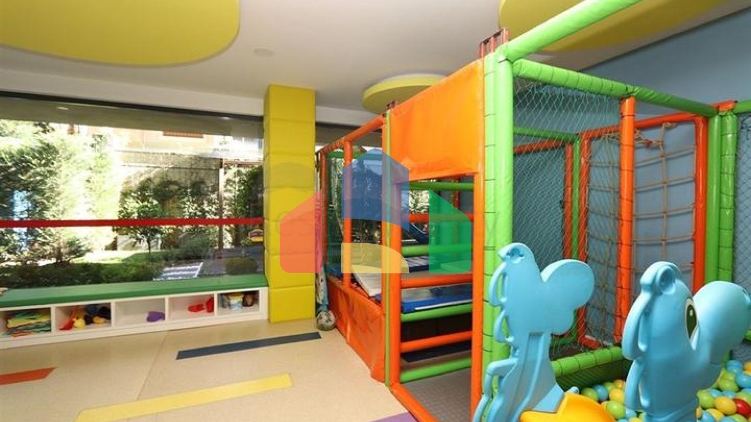 Трехкомнатная квартира в 300 метрах от пляжа Клеопатра