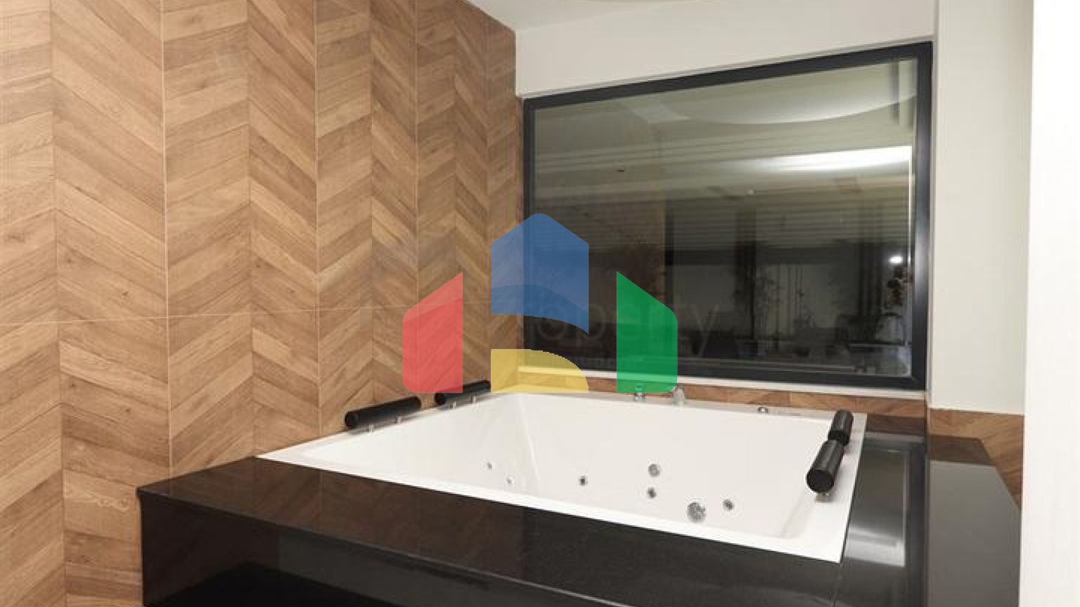 Трехкомнатная квартира в 300 метрах от пляжа Клеопатра