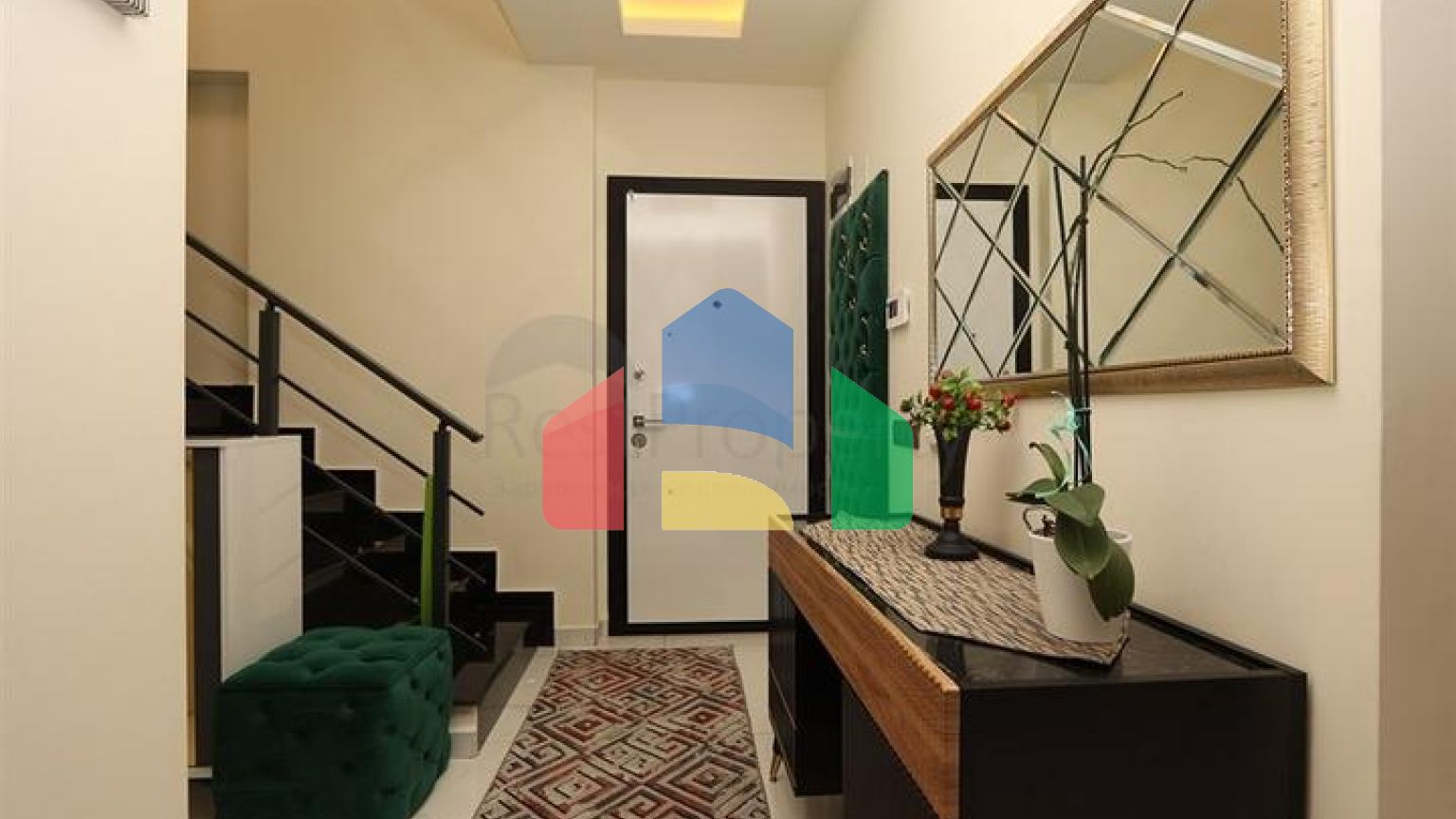 Трехкомнатная квартира в 300 метрах от пляжа Клеопатра