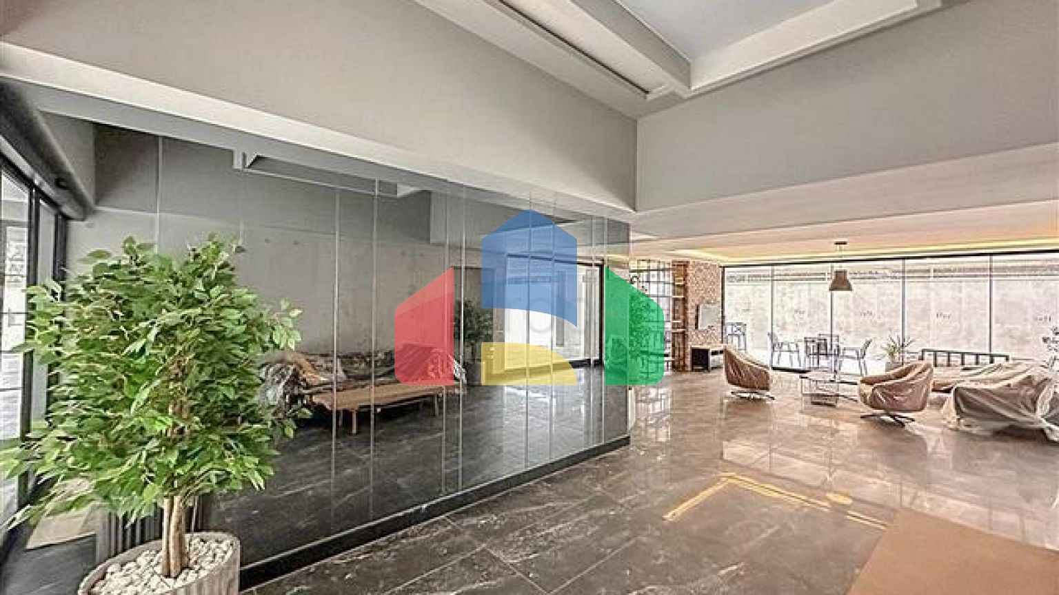 Квартира 1+1 всего в 200 м от пляжа Клеопатра