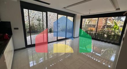 Сучасна квартира 2 + 1 в комфортабельному комплексі з інфраструктурою готелю
