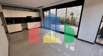 Сучасна квартира 2 + 1 в комфортабельному комплексі з інфраструктурою готелю