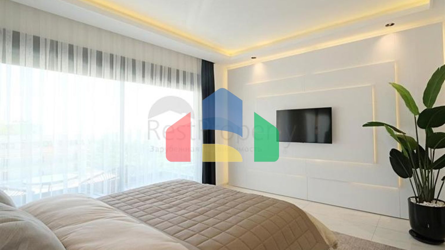 Сучасна вілла з панорамним видом на море в Аланьї