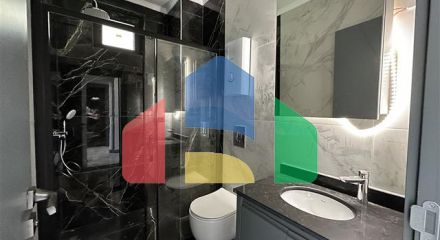 П'ятикімнатний дуплекс під громадянство з прямим видом на море і гори П'ятикімнатний дуплекс під громадянство з прямим видом на море і гори