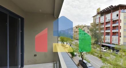 Апартаменти 2 + 1 в районі Клеопатра