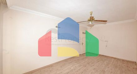 Велика квартира 3 + 1 в центрі Аланії