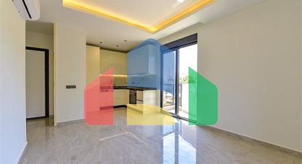 Квартира 1+1 в новом комплексе всего в 400 м от моря в центре Алании