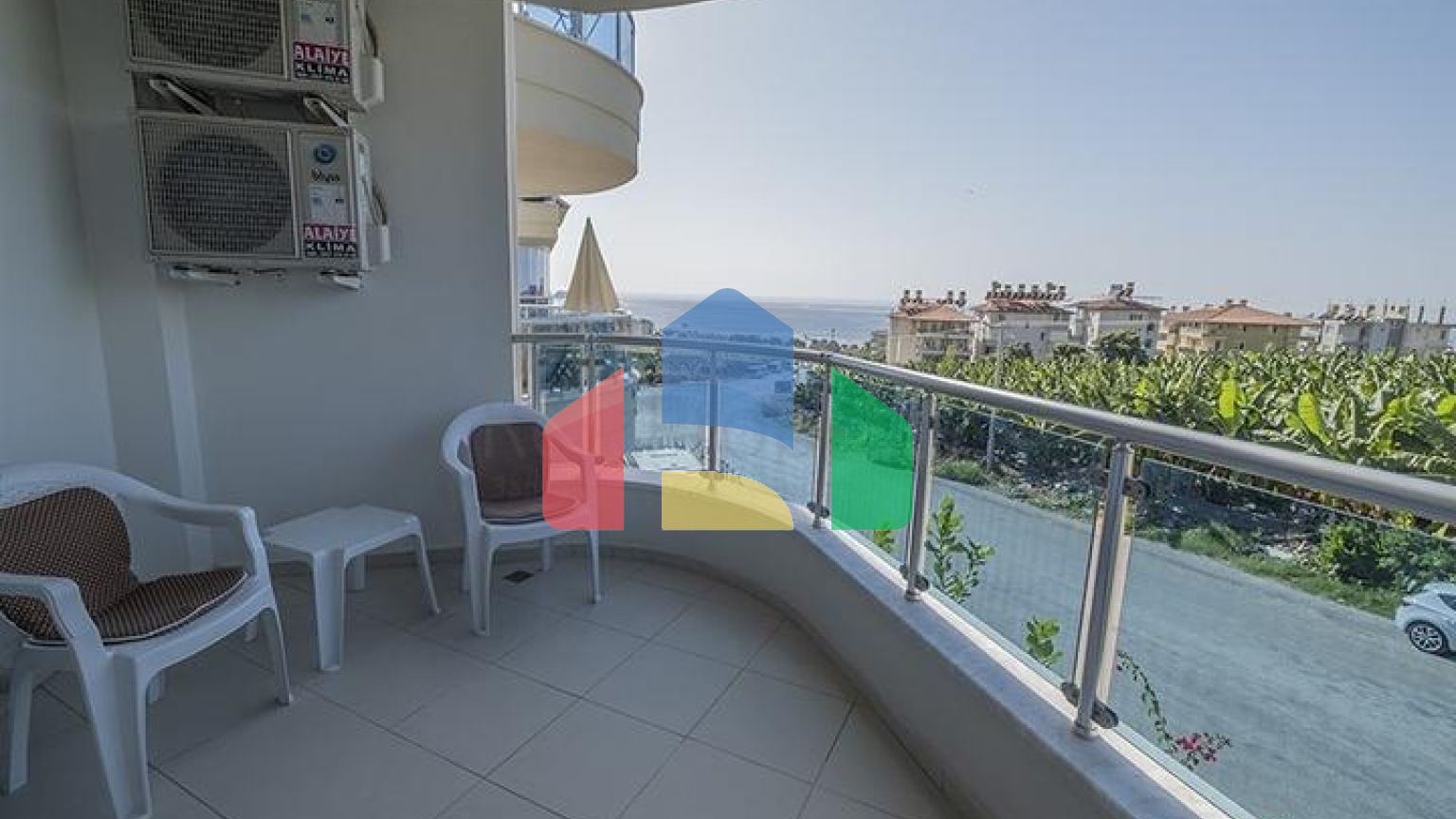 На продажу выставлена квартира 1+1 в самом знаменитом районе Клеопатра.